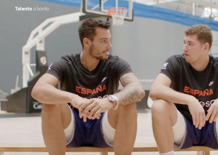 Willy Hernangómez y Joel Parra, jugadores de la selección española de baloncesto