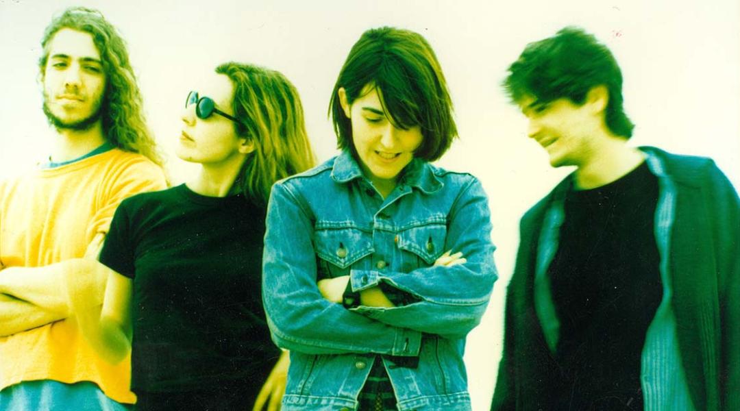 Dover’s line up in 1997 (from left to right): Jesús Antúnez, Amparo Llanos, Cristina Llanos, and Álvaro Gómez