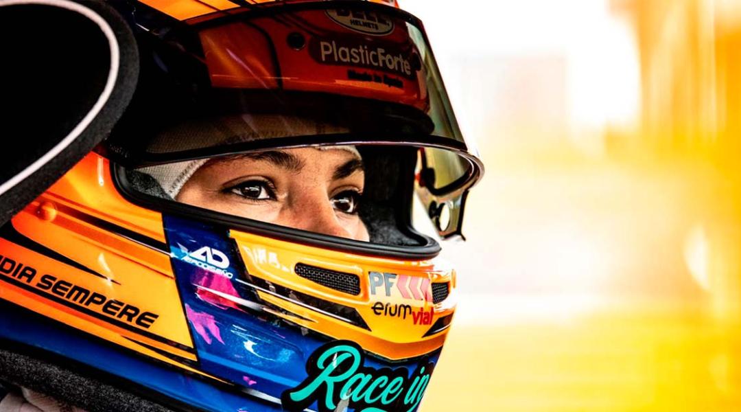 Lydia Sempere is a race car driver, despite having profound bilateral hearing loss