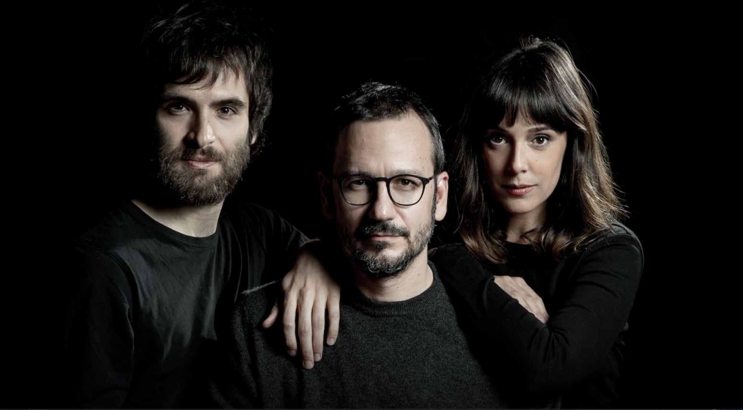 From left to right: Ricardo Gómez, David Serrano and Belén Cuesta.